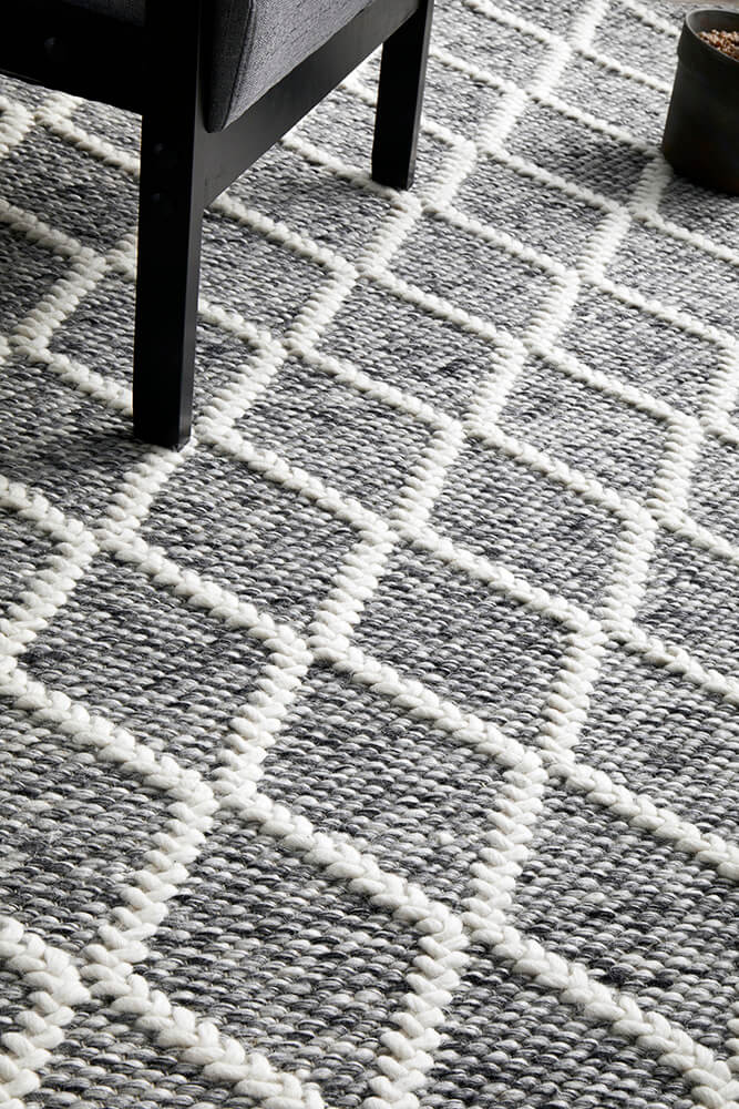 Huxley Grey Rug 280 x 190 CM